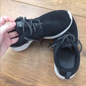 Nike Roshes